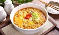 Mì ăn liền có hại cho sức khỏe không?